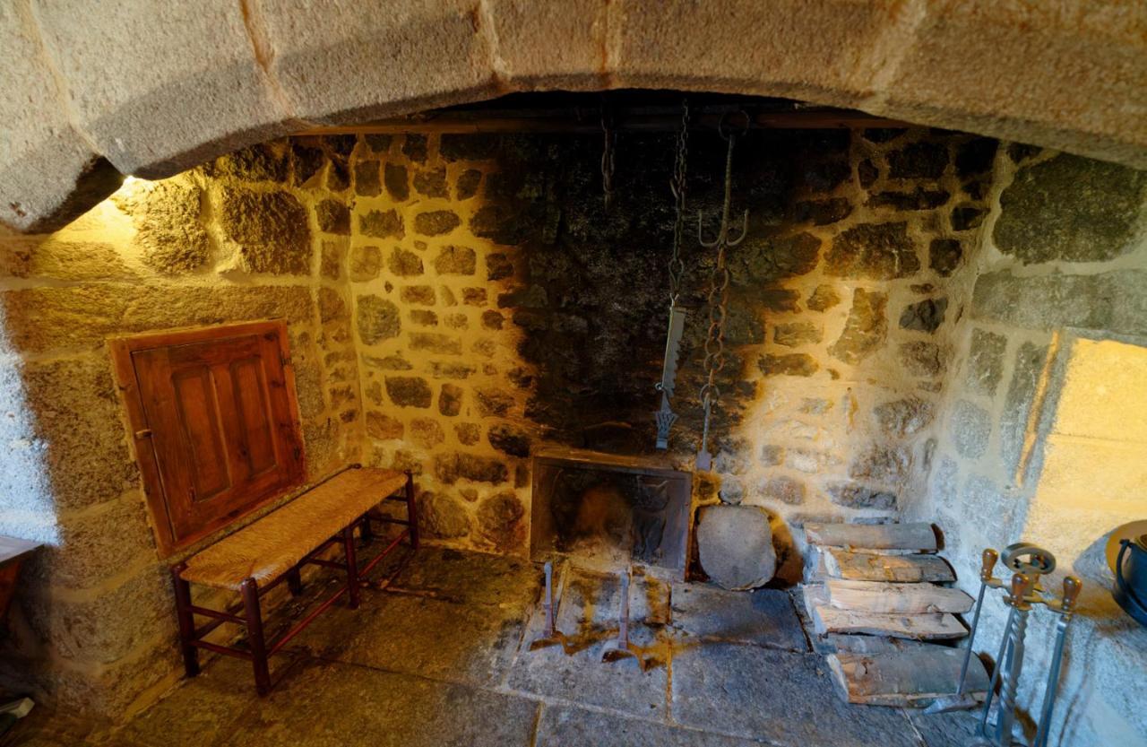 Le Petit Chateau Du Villard Le Malzieu-Forain Екстериор снимка