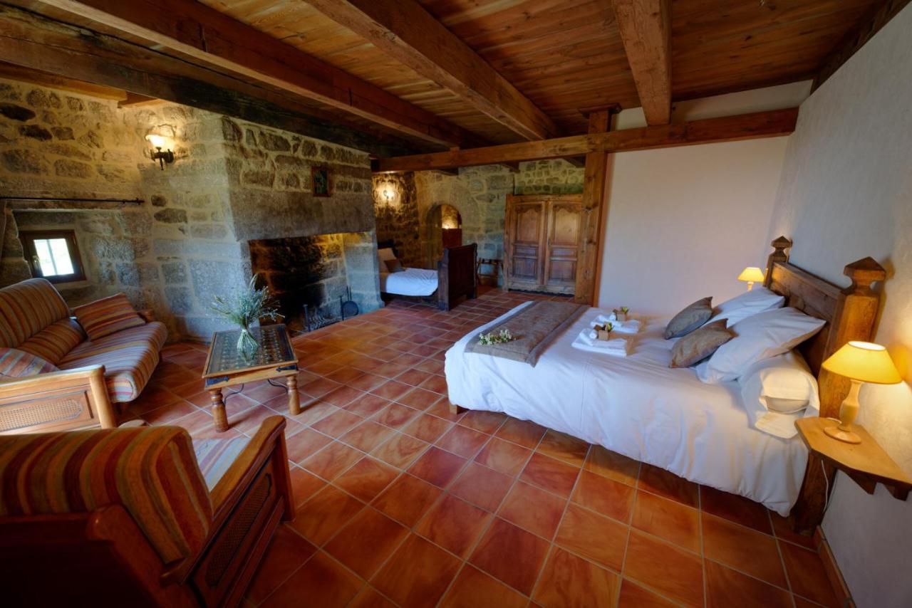 Le Petit Chateau Du Villard Le Malzieu-Forain Екстериор снимка