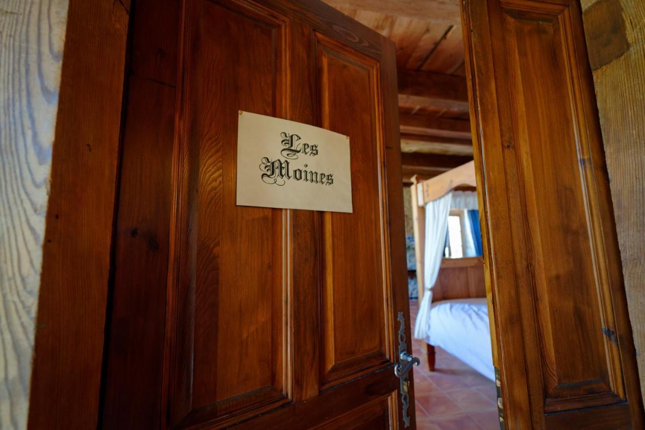 Le Petit Chateau Du Villard Le Malzieu-Forain Екстериор снимка